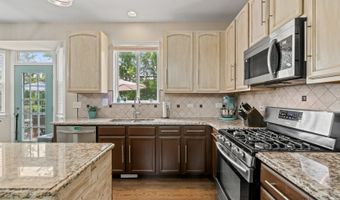 601 Acorn Ct, Antioch, IL 60002