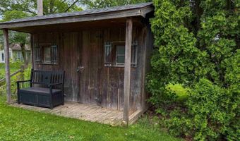 1123 W Main St, Berne, IN 46711