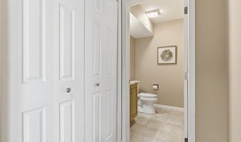 985 Goldenrod Trl, Aurora, OH 44202