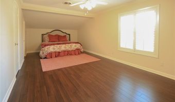 1316 Southwood St, Alice, TX 78332
