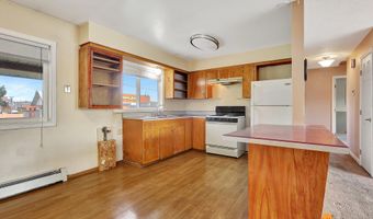 7813 Dover Ave, Anchorage, AK 99504