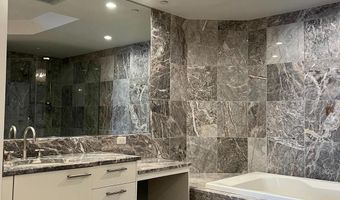1881 N NASH St 307, Arlington, VA 22209