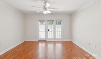 1215 Green Oaks Ln H, Charlotte, NC 28205