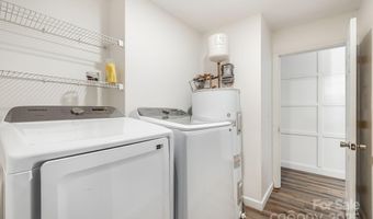 14 Primrose Ln, Asheville, NC 28805