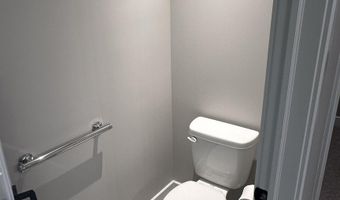 820 E Park Pl, Andover, KS 67002