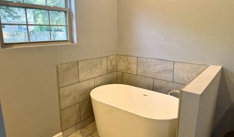 8535 Kenasaw Ct, Indianapolis, IN 46217