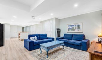 3602 SOUTH Pl #2, Alexandria, VA 22309