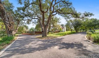 217 Sky View Dr, Adkins, TX 78101