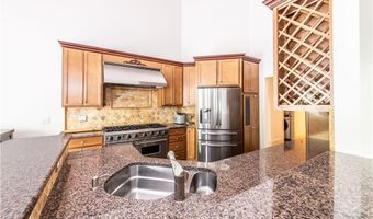 4 Hart Pond Dr, North Smithfield, RI 02896