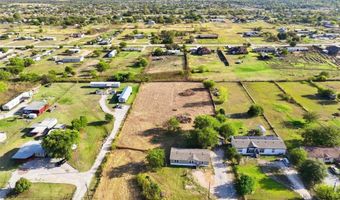 8800 Dons Ct, Alvarado, TX 76009