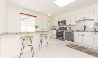 1729 Weldon Blvd, Ann Arbor, MI 48103