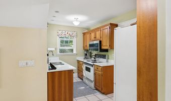 48 Patterson St, Augusta, ME 04330