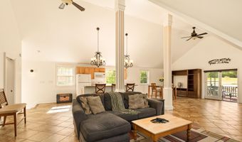 453 Union Rd, Appleton, ME 04862
