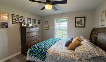 127 Hidden Valley Dr, Bardstown, KY 40004