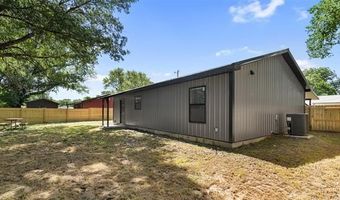 204 NE 2nd St, Adair, OK 74330