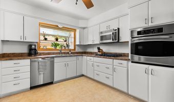 1534 Barrington Pl, Ann Arbor, MI 48103