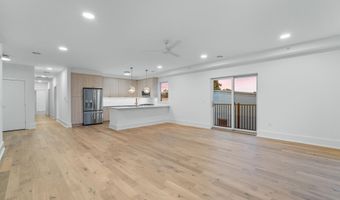 525 AVENUE E 3, Bayonne, NJ 07002
