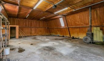 297 Big Timber Loop Rd, Big Timber, MT 59011