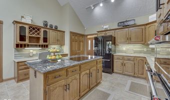 8888 Classic View Dr, Indianapolis, IN 46217