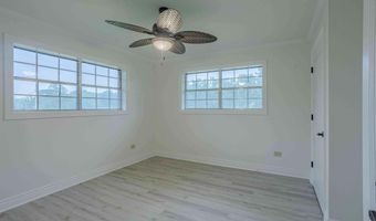 1706 Fuselier Rd, Arnaudville, LA 70512