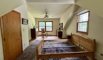 632 Oceola Dr, Algonquin, IL 60102