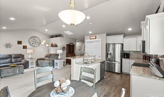 7611 W Corona Dr, Boise, ID 83709