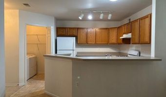 2776 S Knightsbridge Cir, Ann Arbor, MI 48105