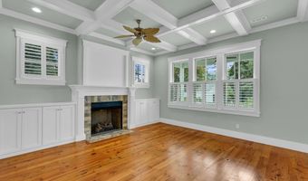 13 Tomlow Trce, Beaufort, SC 29906