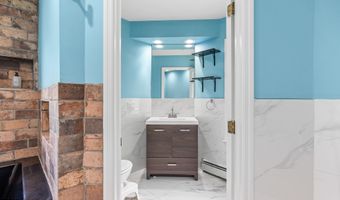 2262 Allenwood Rd, Allenwood, NJ 08720