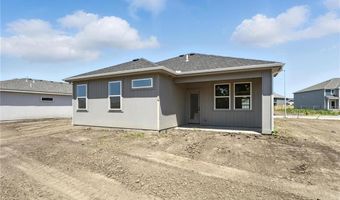 1665 N Grayhawk Dr, Basehor, KS 66007