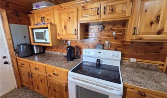 131 W 5th St, Adrian, MO 64720