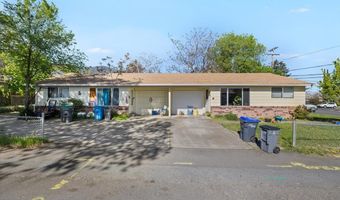 1208 Iowa St, Ashland, OR 97520