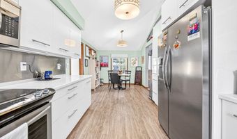 13 Mulcahy Ln, Billerica, MA 01821