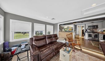 104 N BAY Dr, Dover, DE 19901