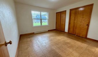 1410 Williams St, Angola, IN 46703