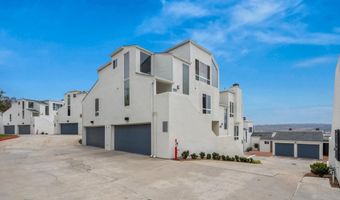 365 Shoemaker Ln, Solana Beach, CA 92075