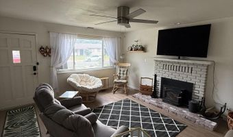 1437 Hemlock Ave, Anderson, CA 96007