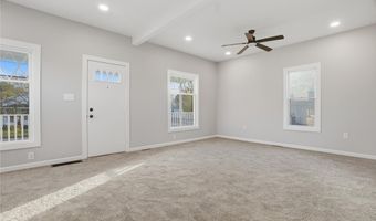 949 E 6th St, Ashtabula, OH 44004