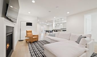 6213 DAHLONEGA Rd, Bethesda, MD 20816