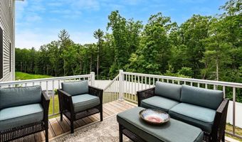 21 Huntington Ridge Rd, Bedford, NH 03110