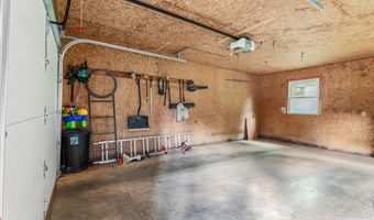 1305 Ridgeway Cir, Athens, TN 37303