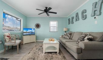 207 E Terminal Blvd, Atlantic Beach, NC 28512