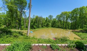 6559 Poston Rd, Athens, OH 45701