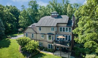6505 Old Darby Trl NE, Ada, MI 49301