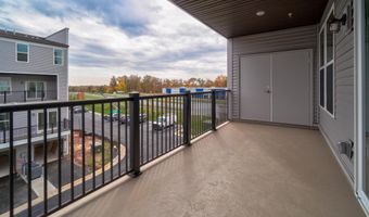 20285 NEWFOUNDLAND Sq, Ashburn, VA 20147