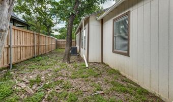 201 E Davis Ave, Alvarado, TX 76009