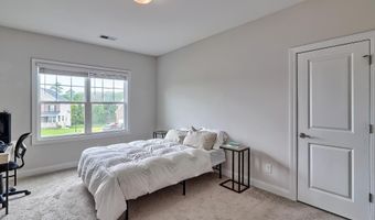 40 Hanging Leaf Ct, Blythewood, SC 29016