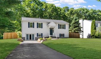 66 Hunters Crossing Dr, Coventry, RI 02816