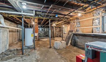 130 W Broadway, Bangor, ME 04401