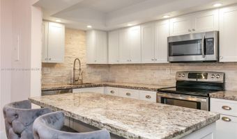 20291 NE 30th Ave PH-10, Aventura, FL 33180